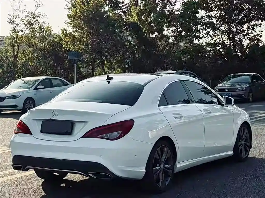 Mercedes-Benz CLA (Import) 2017 Facelift CLA 200 Style фото 9