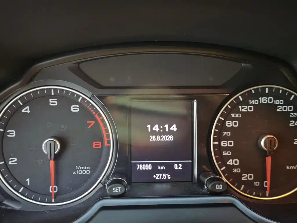 Audi Q5 2018 2017 Plus 40 TFSI Technology