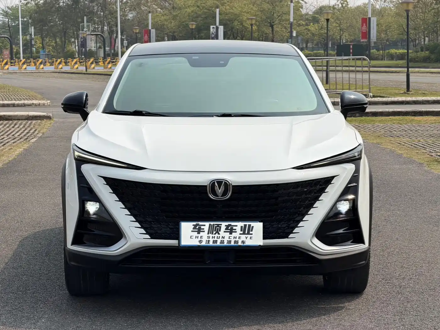 CHANGAN UNI T
