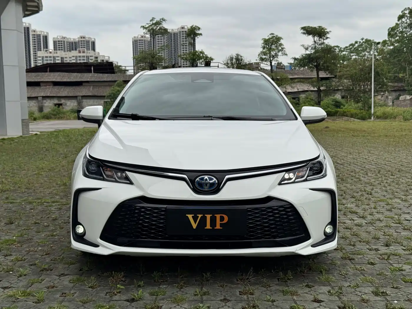 Toyota Corolla 2023 1.8L Smart Hybrid Dual Engine Elite Edition фото 2