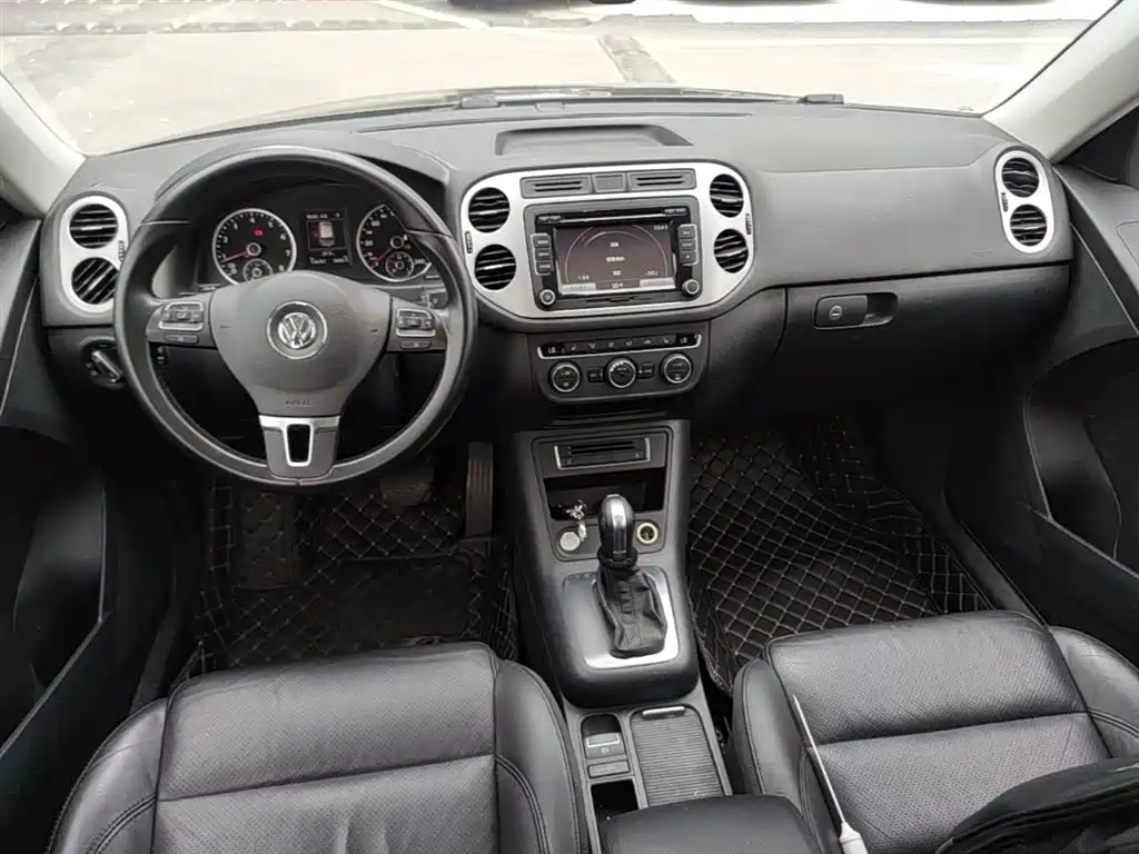 Volkswagen Tiguan 2015 1.8TSI Automatic 2WD Highline фото 10
