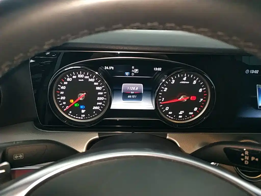 Mercedes-Benz E-Class 2017 E 200 Sport фото 12