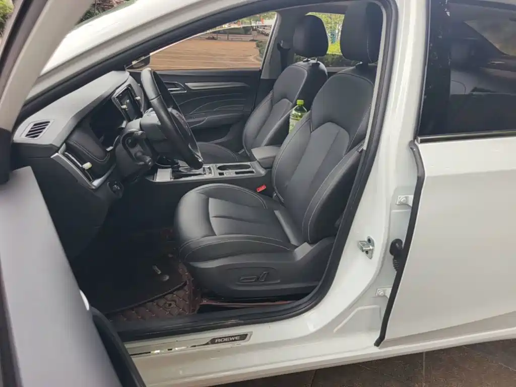 Roewe i6 2018 2018 20T Automatic Flagship Edition