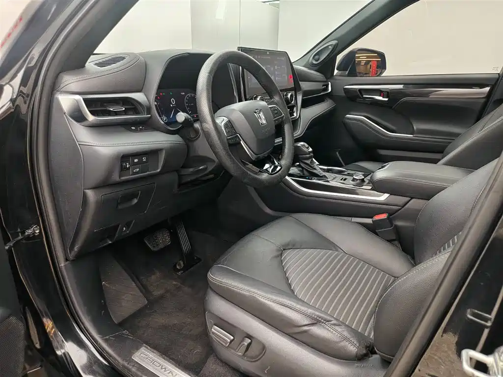 Toyota Crown Kluger 2022 2.0T 4WD Sporty Edition фото 11