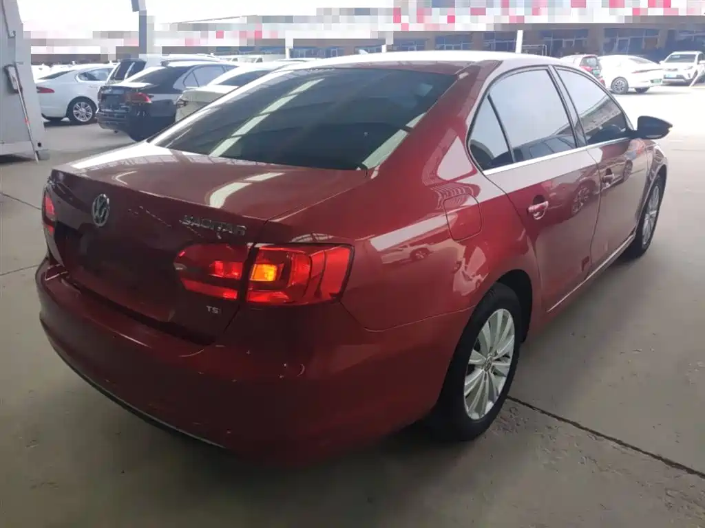 Volkswagen Sagitar 2014 Facelift 1.4TSI Automatic Luxury фото 5