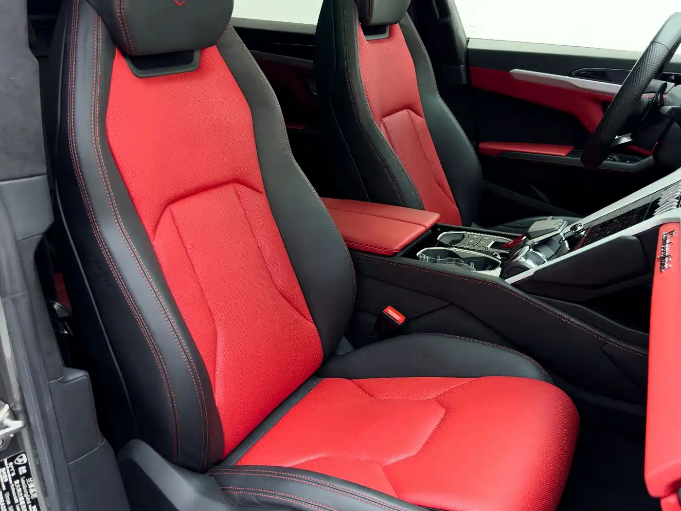 Lamborghini Urus 2021 4.0T V8 фото 12