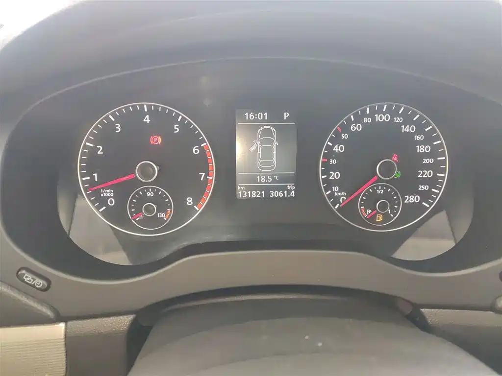 Volkswagen Sagitar 2014 Facelift 1.4TSI Automatic Luxury фото 8