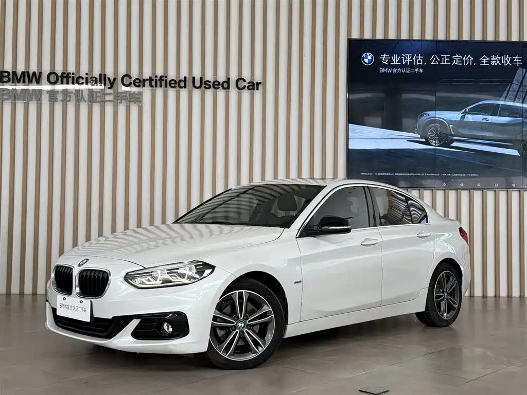 BMW 1 Series 2018 118i Sport Edition