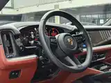 Photo 11 - Porsche Cayenne