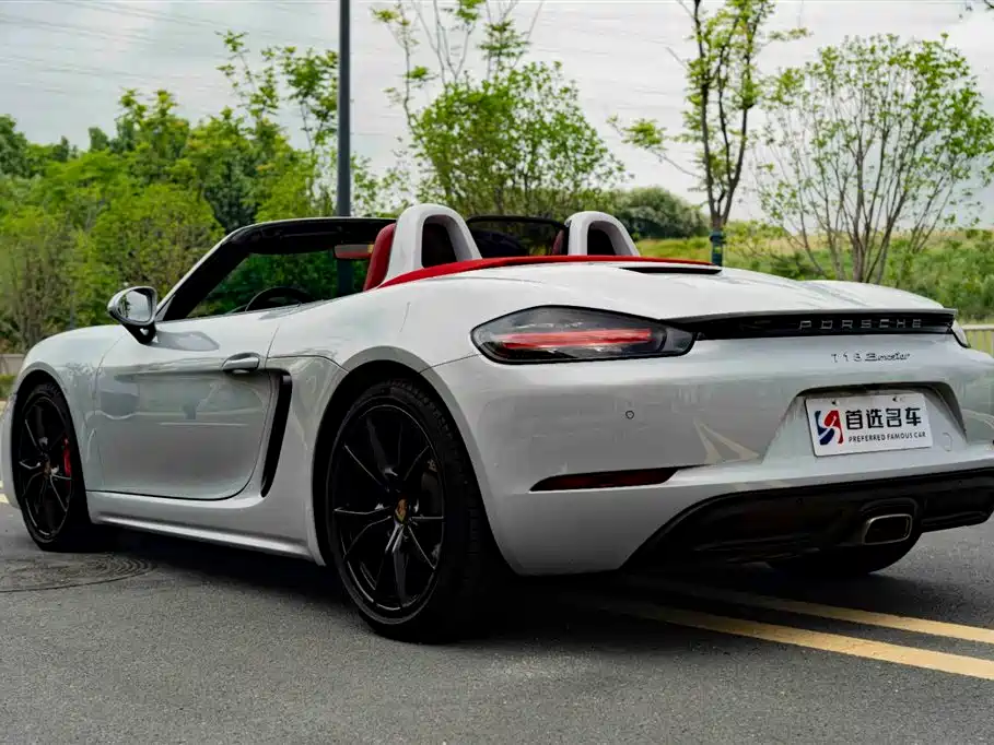 Porsche 718 2022 Boxster 2.0T фото 6