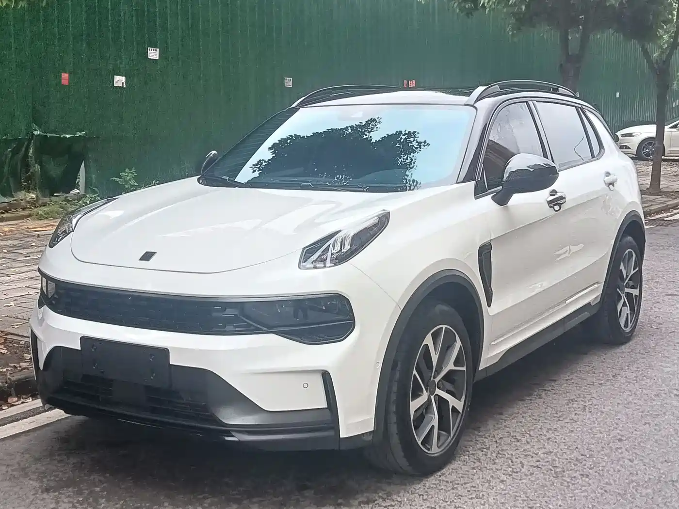 Lynk & Co 01 2021 2.0TD AWD Halo Sport фото 2