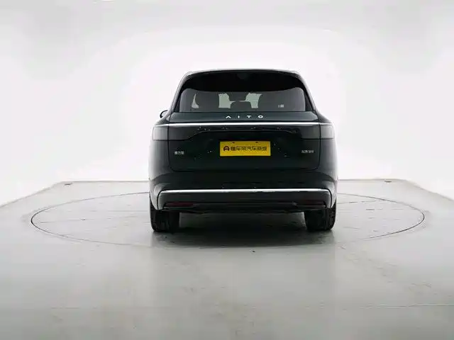 AITO Wenjie AITO M8 2025 Pure Electric Ultra AWD 5-seater фото 7