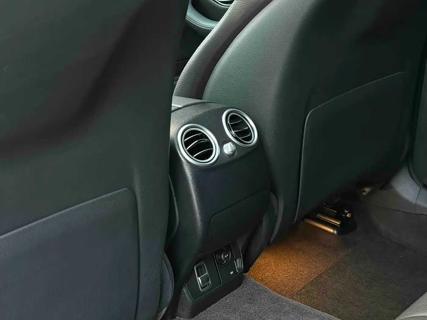 Mercedes-Benz GLC 2019 Model GLC 200 L 4MATIC фото 21