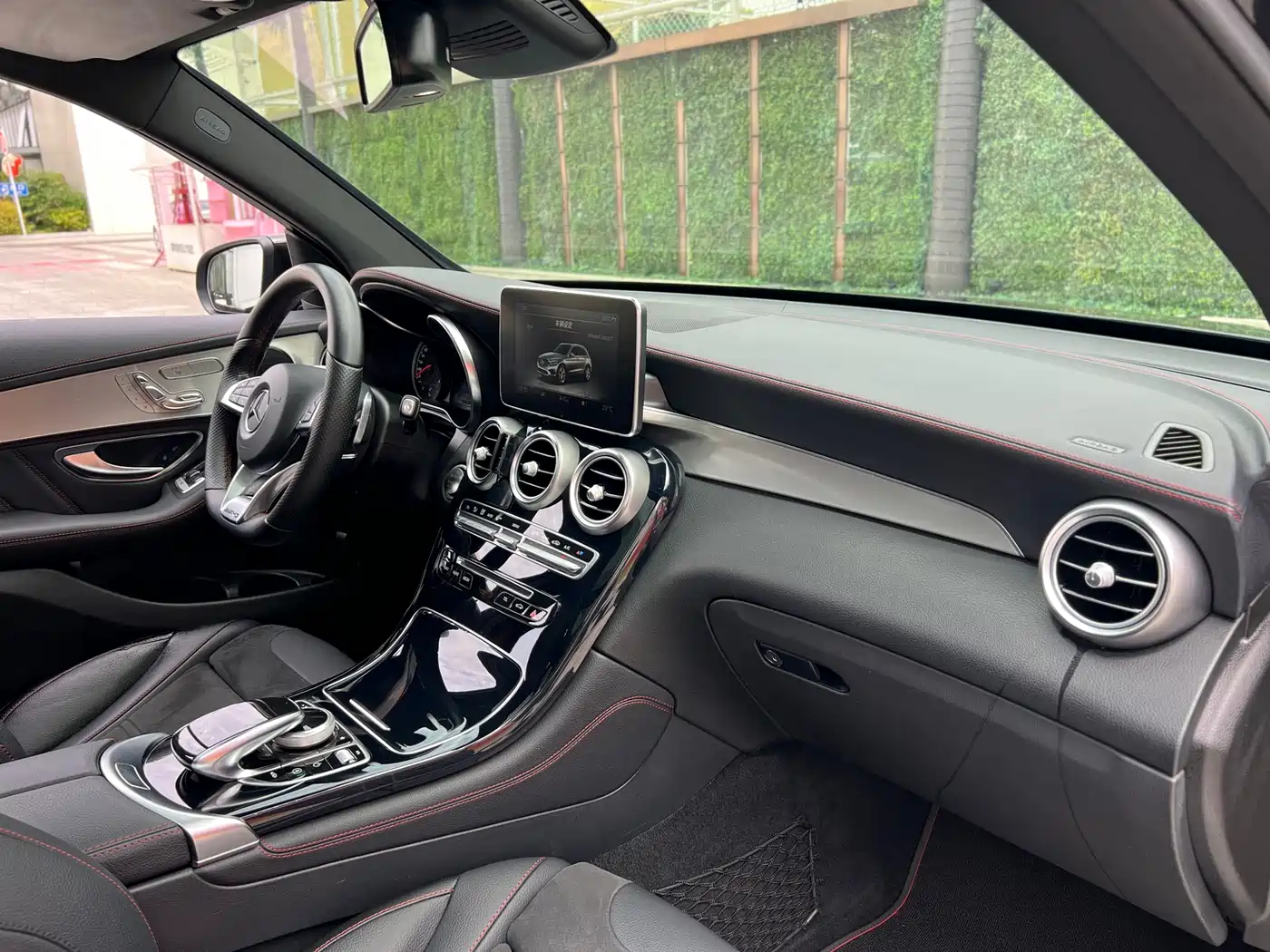 Mercedes-Benz GLC AMG 2017 AMG GLC 43 4MATIC фото 11