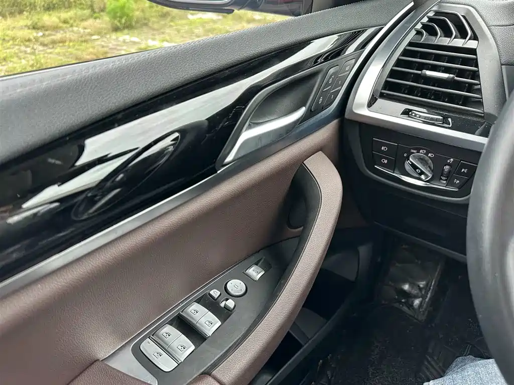 BMW X3 2018 xDrive25i M Sport Package China VI фото 24