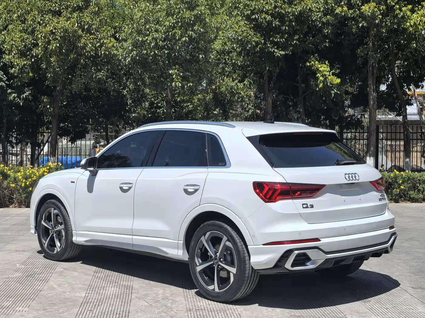 Audi Q3 2024 35 TFSI Fashion Sport фото 7