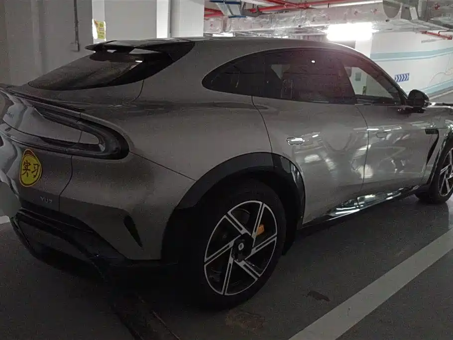 XIAOMI CAR XIAOMI YU7