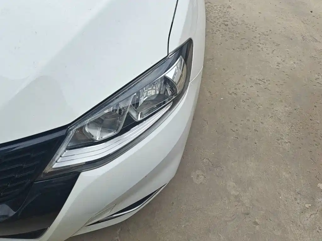 Nissan Tiida, миниатюра 24