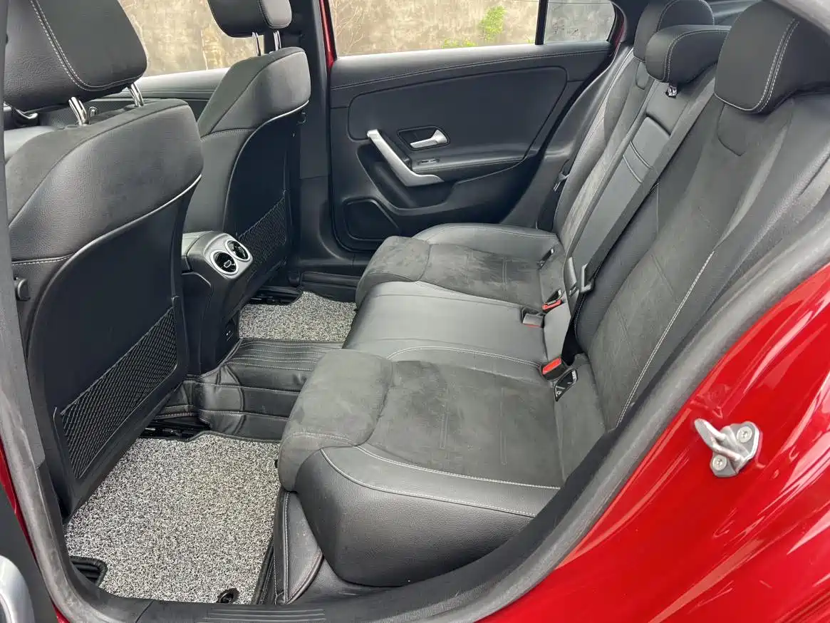 Mercedes-Benz A-Class 2021 A 200 L Sport Sedan Dynamic Type фото 9