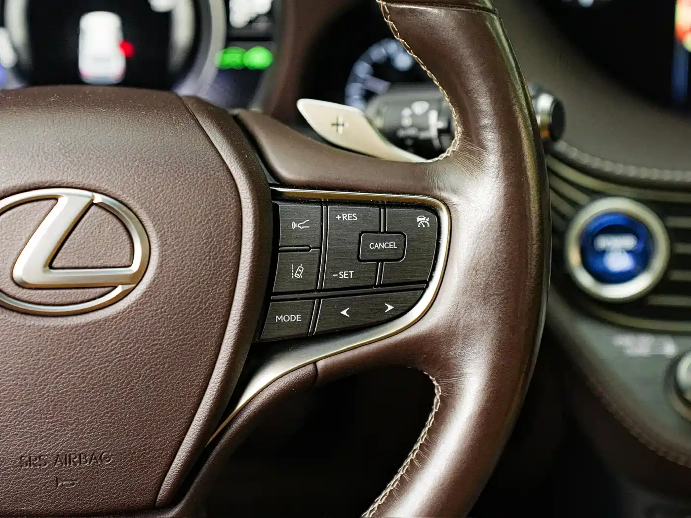 Lexus LS 2018 500h Excellence Edition China V фото 22