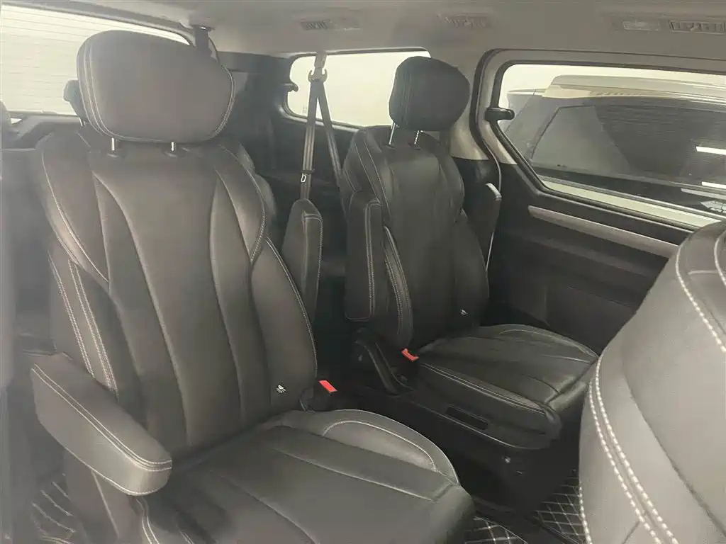 SAIC Maxus Maxus G20 2023 Facelift ES 2.0T Gasoline Automatic Value Edition фото 5