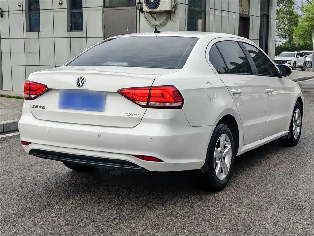 Volkswagen Lavida 2019 Lavida Start 1.5L Auto Trend (China VI) фото 24