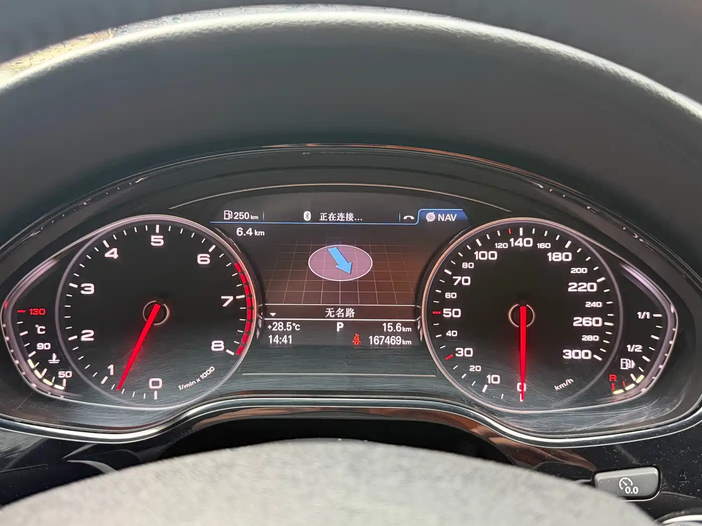 Audi A8 2011 2011 A8L 3.0 TFSI quattro Comfort (213kW)