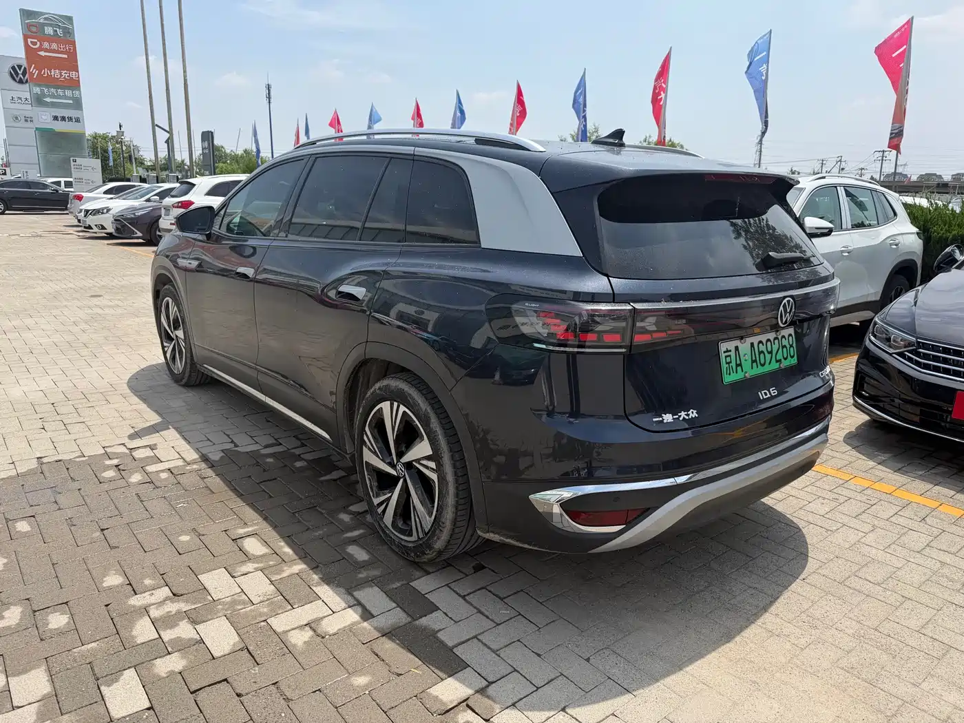Volkswagen ID.6 CROZZ 2022 Long Range Lite PRO Version фото 8