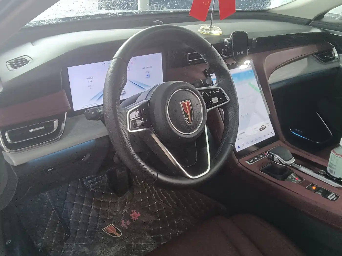 Hongqi H5 2024 2.0T Automatic Smart Connect Flag Smooth Edition фото 4