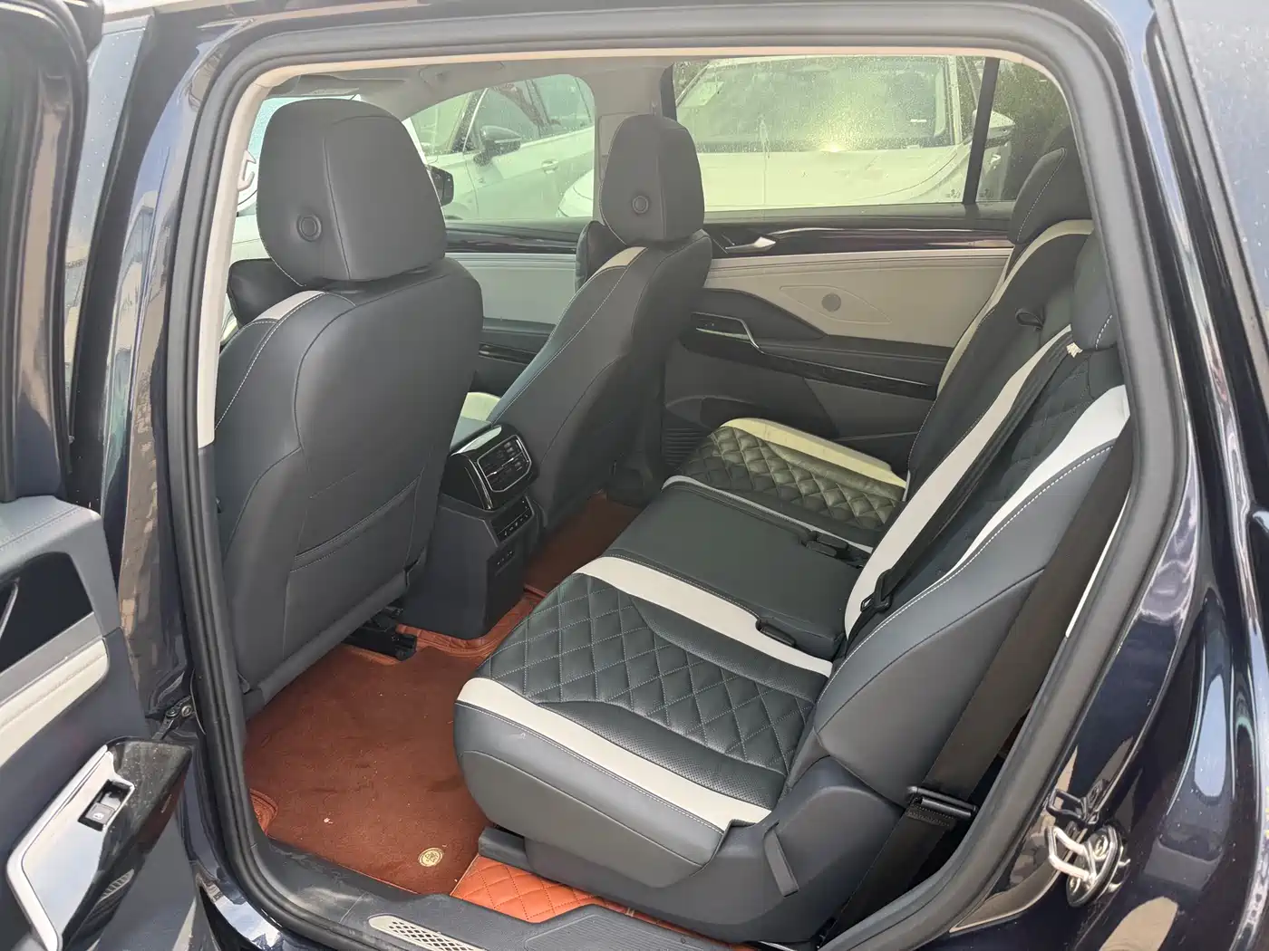 Volkswagen ID.6 CROZZ 2022 Long Range Lite PRO Version фото 7
