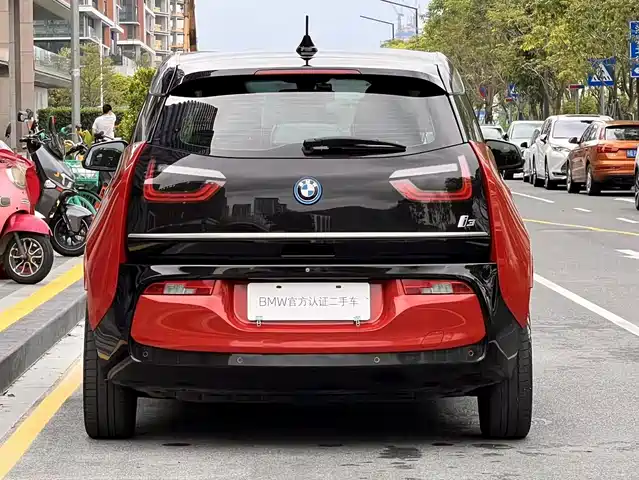 BMW i3 (Import) 2019 Quick Charge Version — фото 4