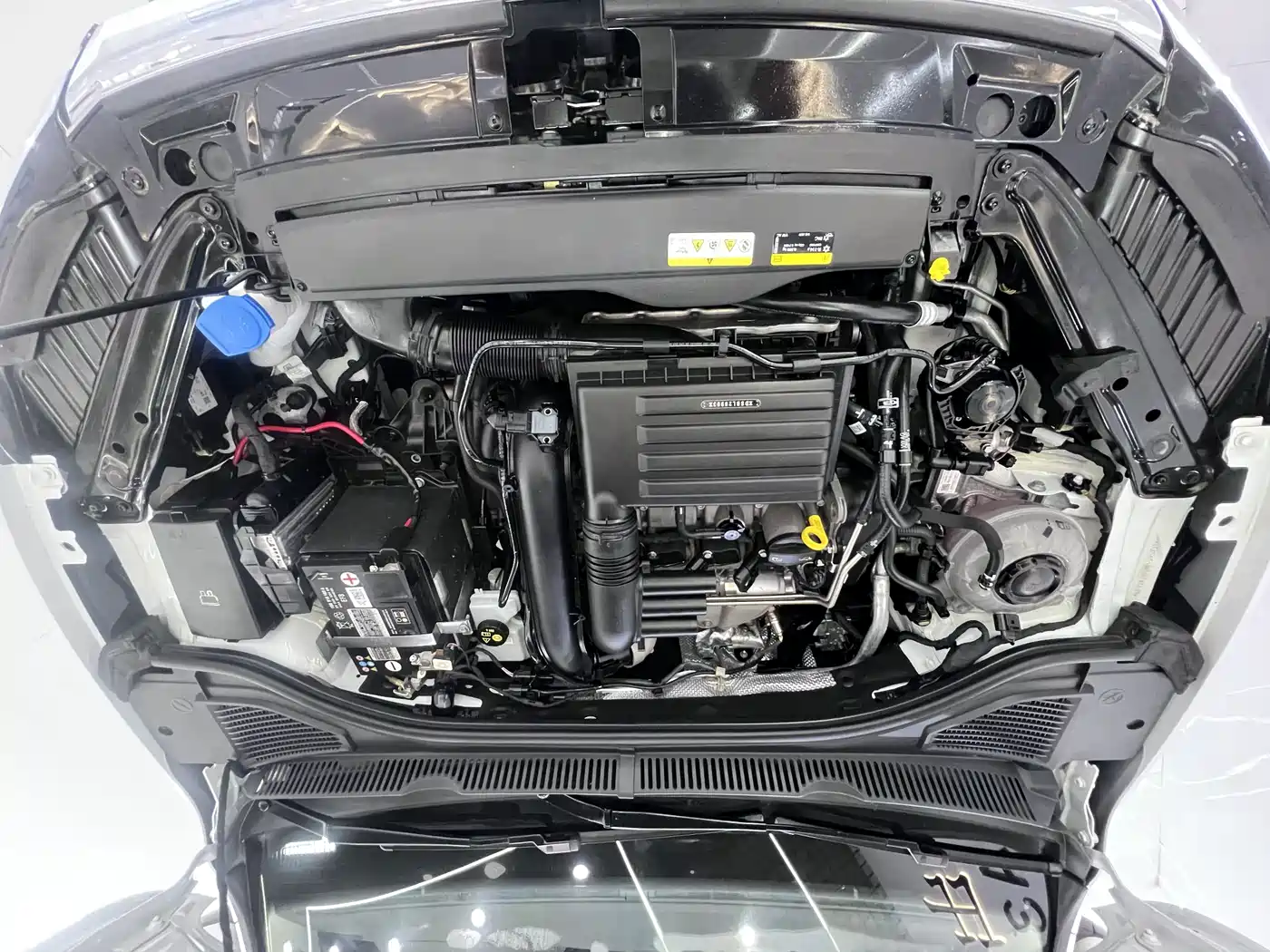 Volkswagen Sagitar, миниатюра 20