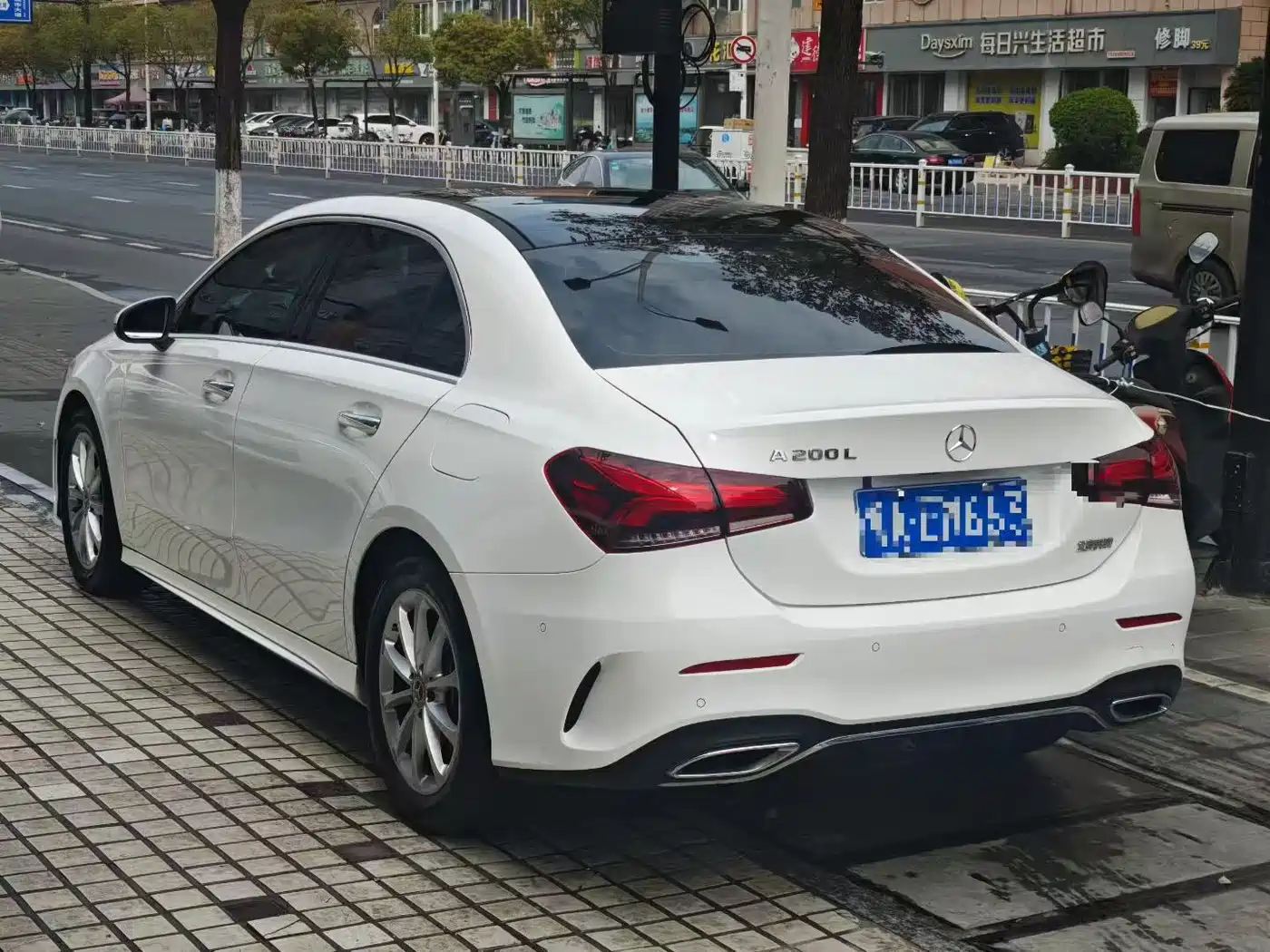 Mercedes-Benz A-Class 2021 A 200 L Sport Sedan Fashion Edition фото 5