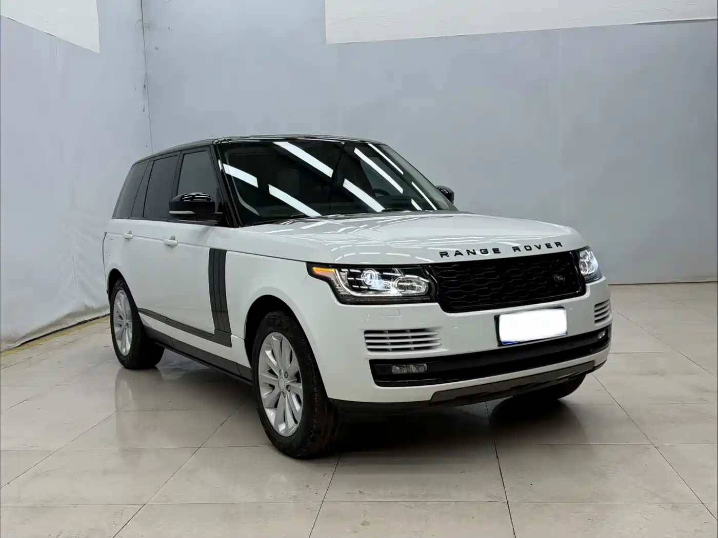 Land Rover Range Rover 2014 3.0 SC V6 Vogue фото 3