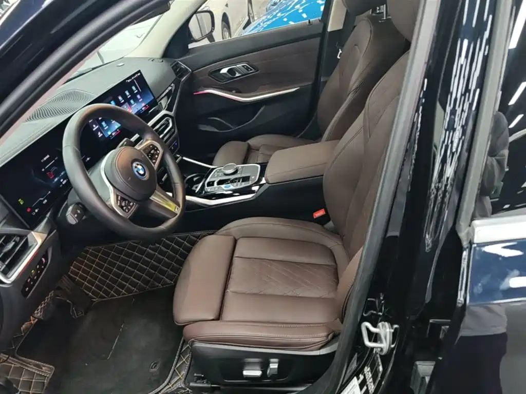 BMW i3 2022 eDrive 35 L фото 15