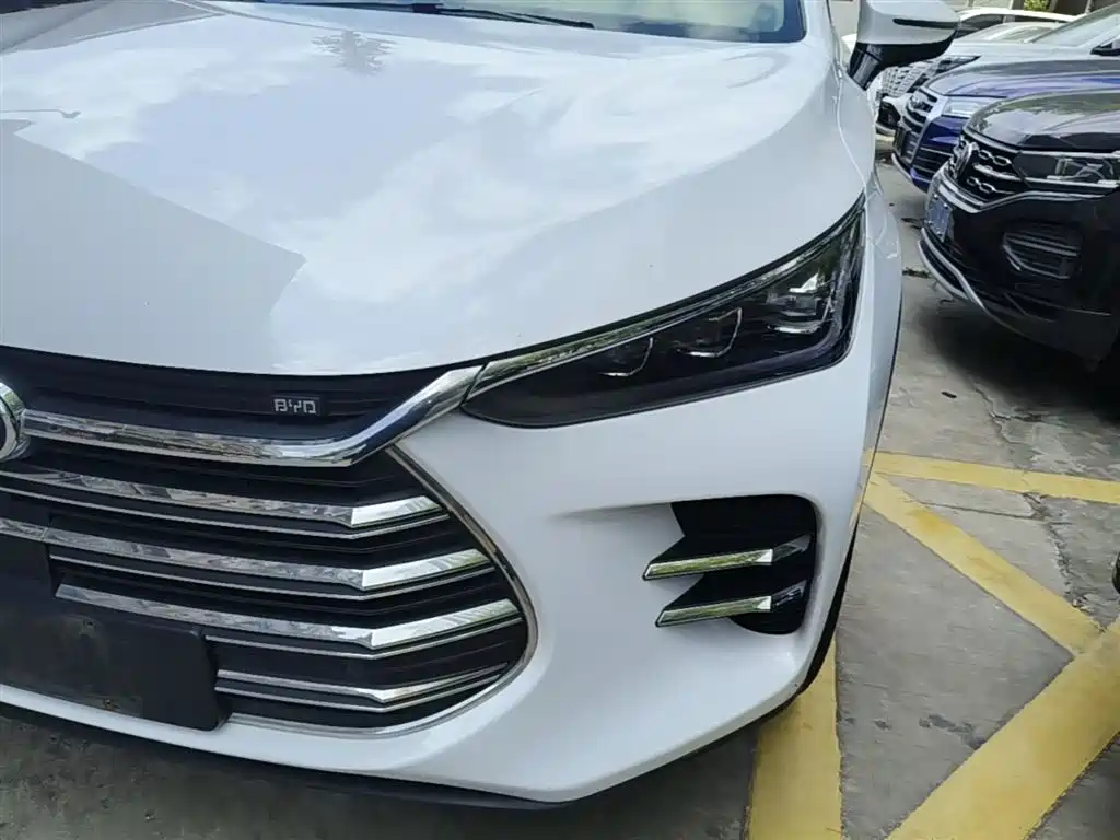 BYD Tang New Energy 2018 DM 2.0T Full-time 4WD Smart Connect Pioneer 5-seater China V фото 24