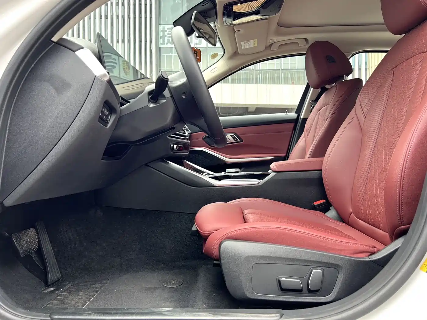 BMW i3 2024 eDrive 35 L фото 5