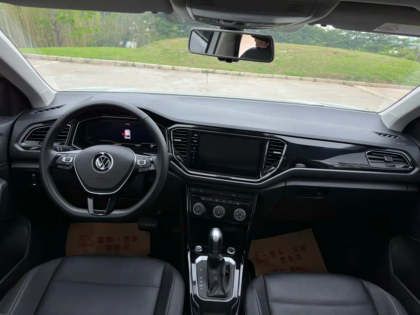 Volkswagen T-ROC 2022 280TSI DSG 2WD Comfort PLUS фото 13