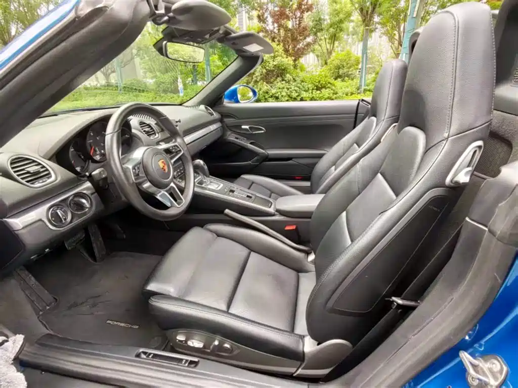 Porsche 718 2018 Boxster 2.0T фото 10