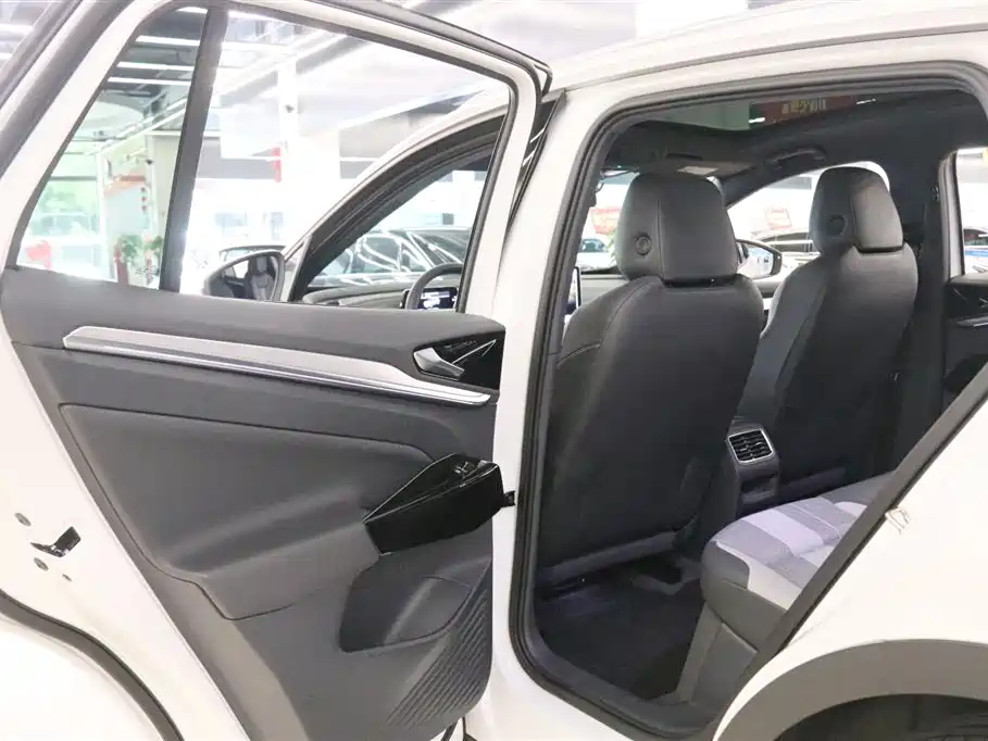 Volkswagen ID.4 CROZZ 2025 Pure Enjoyment Edition фото 16