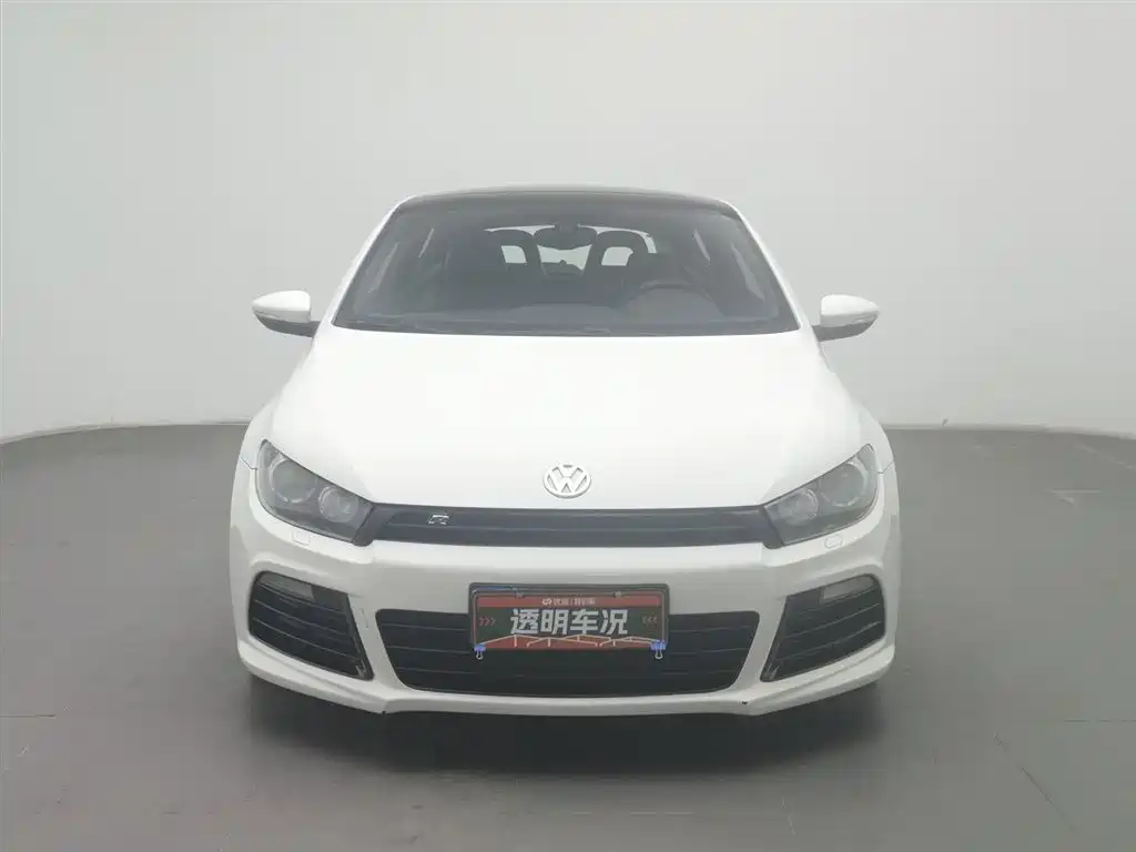 Volkswagen Scirocco 2011 2.0TSI R-Line фото 3