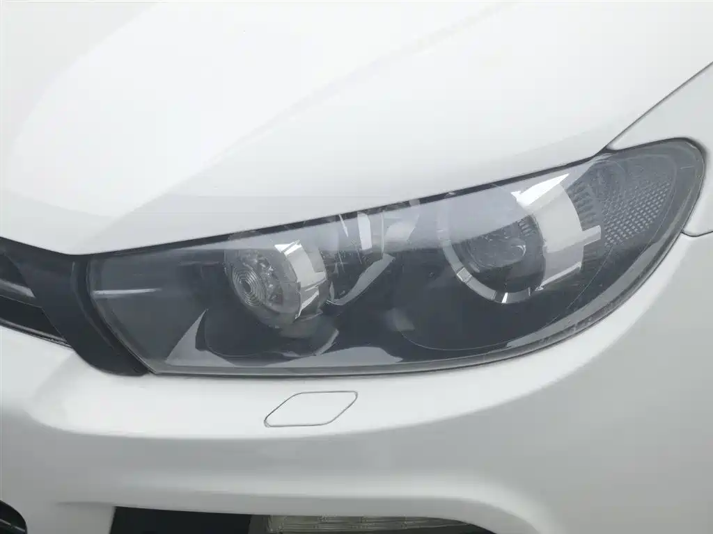 Volkswagen Scirocco 2011 2.0TSI R-Line фото 7