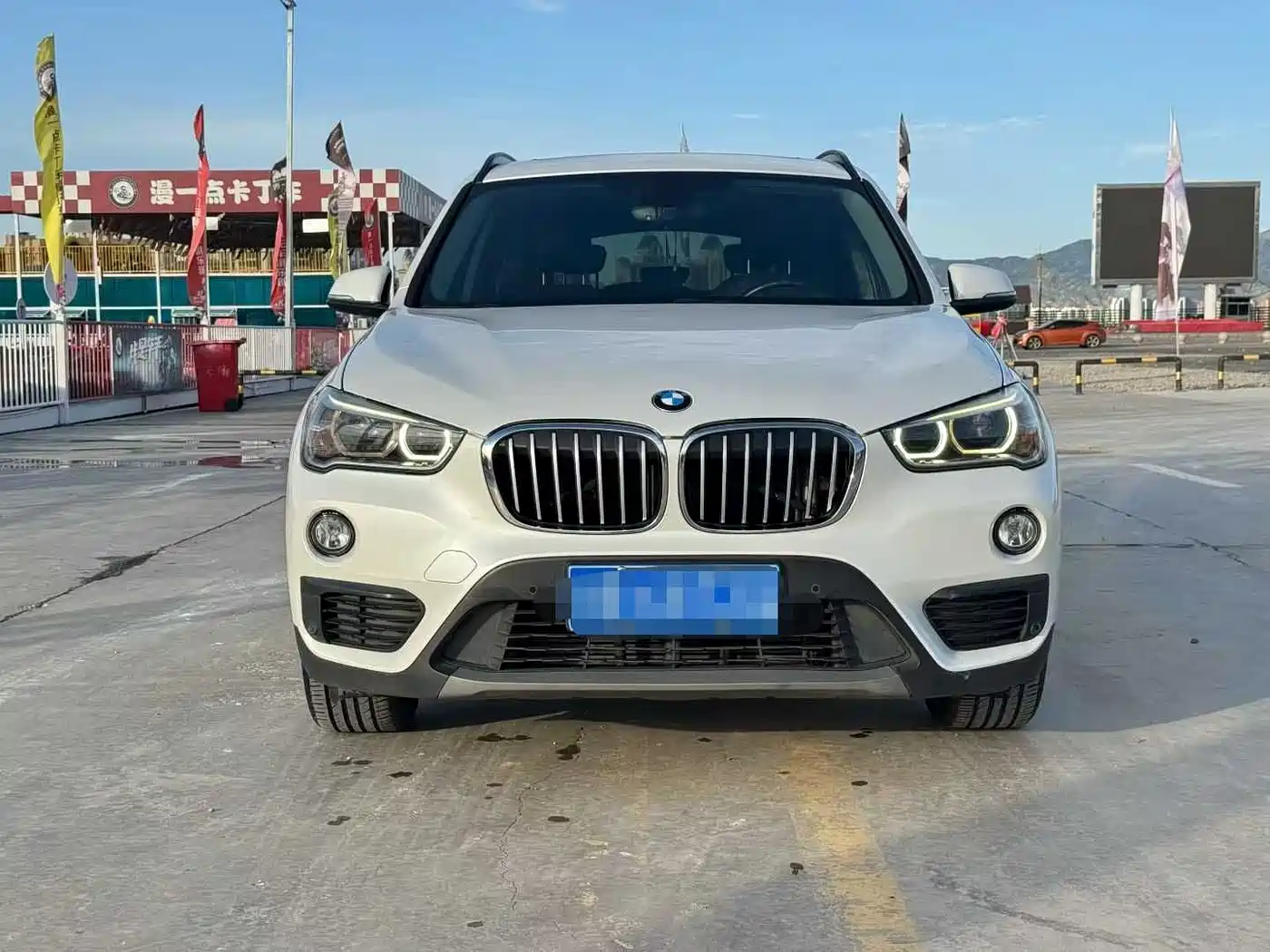 BMW X1 2016 sDrive18Li Premium Model фото 2