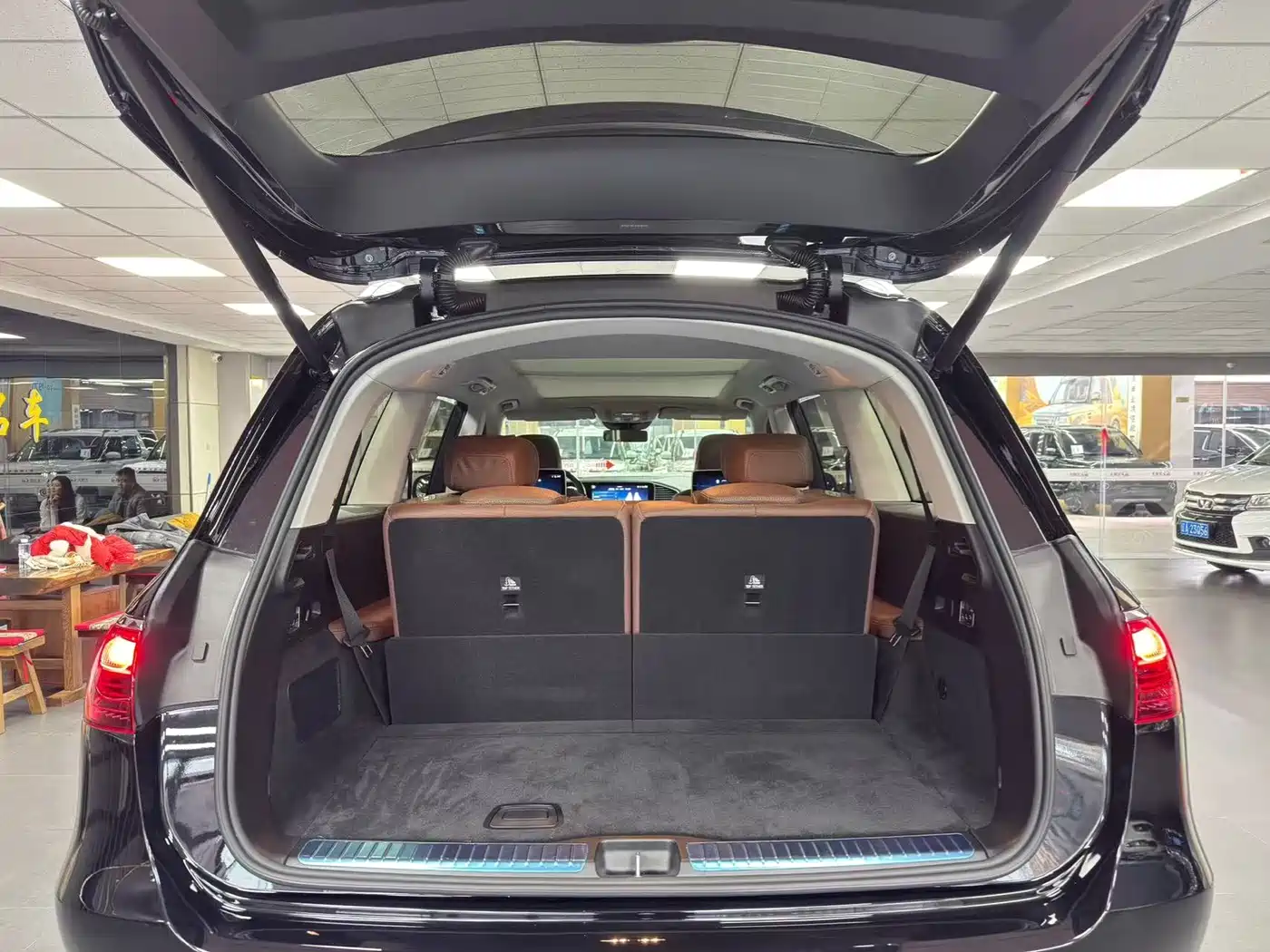 MERCEDES-BENZ GLS