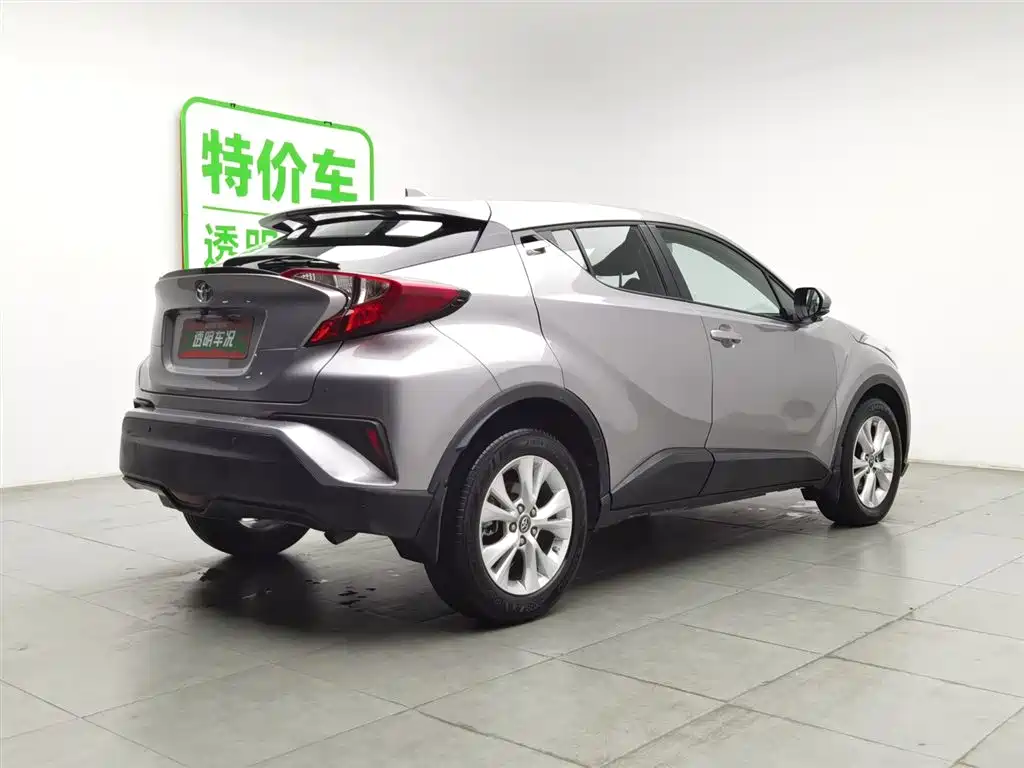 Toyota IZOA 2021 2.0L Yixiang Edition фото 2