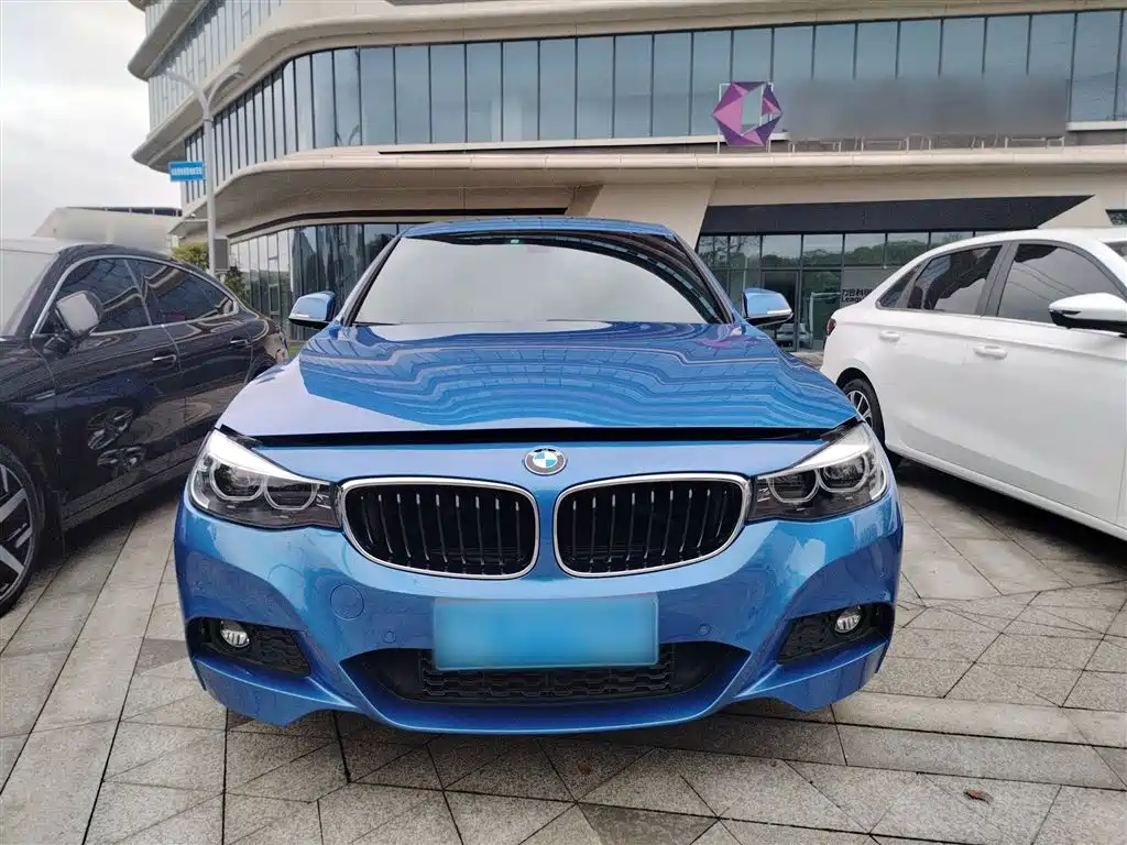 BMW 3 Series GT 2019 320i M Sport Package фото 3