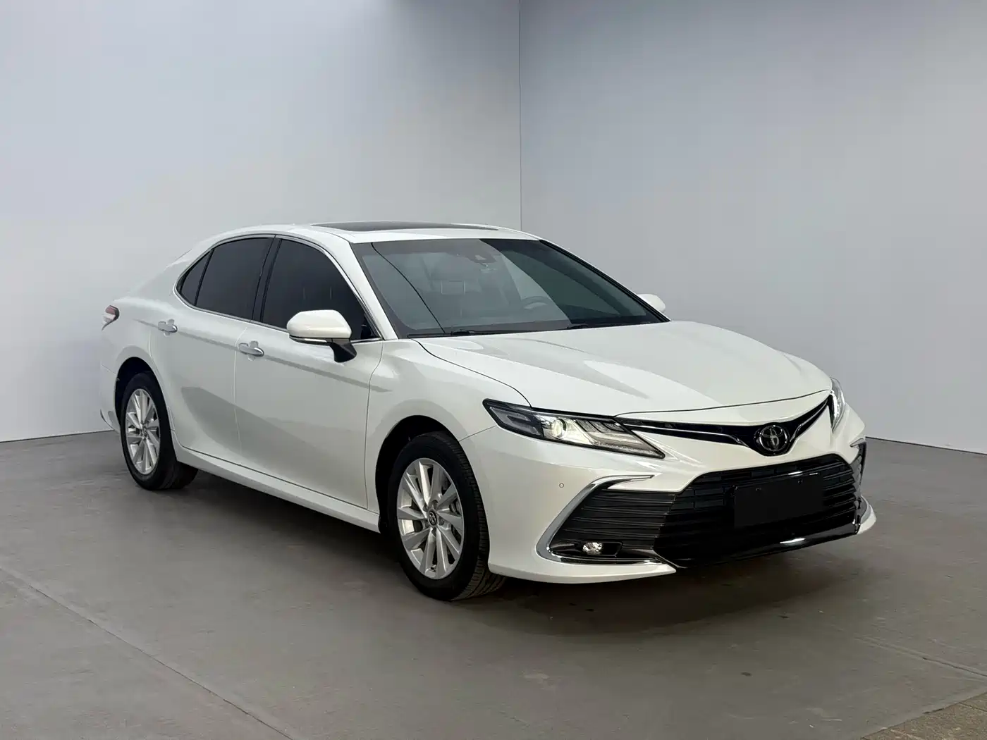 Toyota Camry 2021 2.0G Luxury Edition фото 3