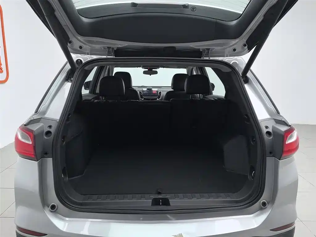Chevrolet Equinox 2019 Redline 550T Auto 4WD Tuojie RS Edition (China VI) фото 16