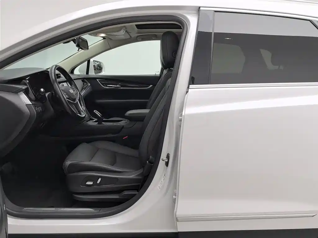 Cadillac XT5 2018 25T Luxury фото 10