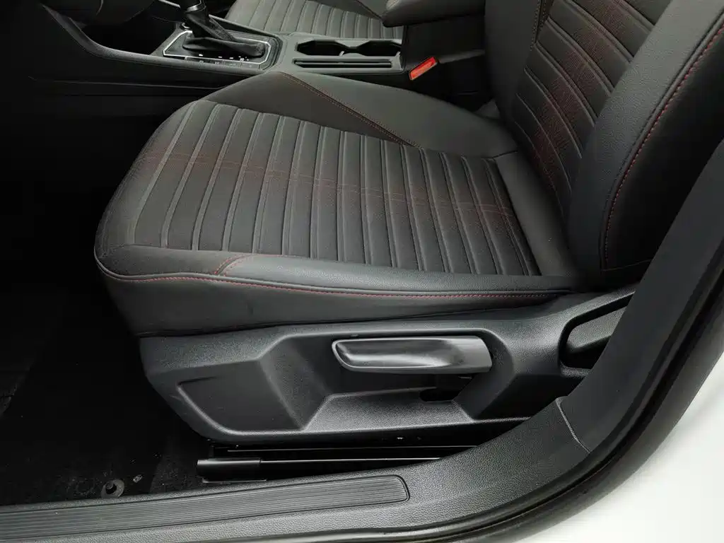 Volkswagen Lavida 2023 280TSI DSG Starlight Comfort Edition фото 20